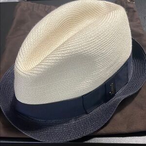 Gucci classic Navy and Cream Hat